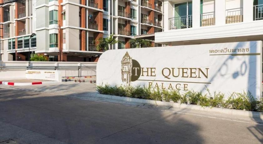 The Queen Palace Bangkok Esterno foto